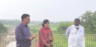 JAUNPUR NEWS'पीली नदी बदलापुर खुदाई कार्य का DM ने किया निरीक्षण   