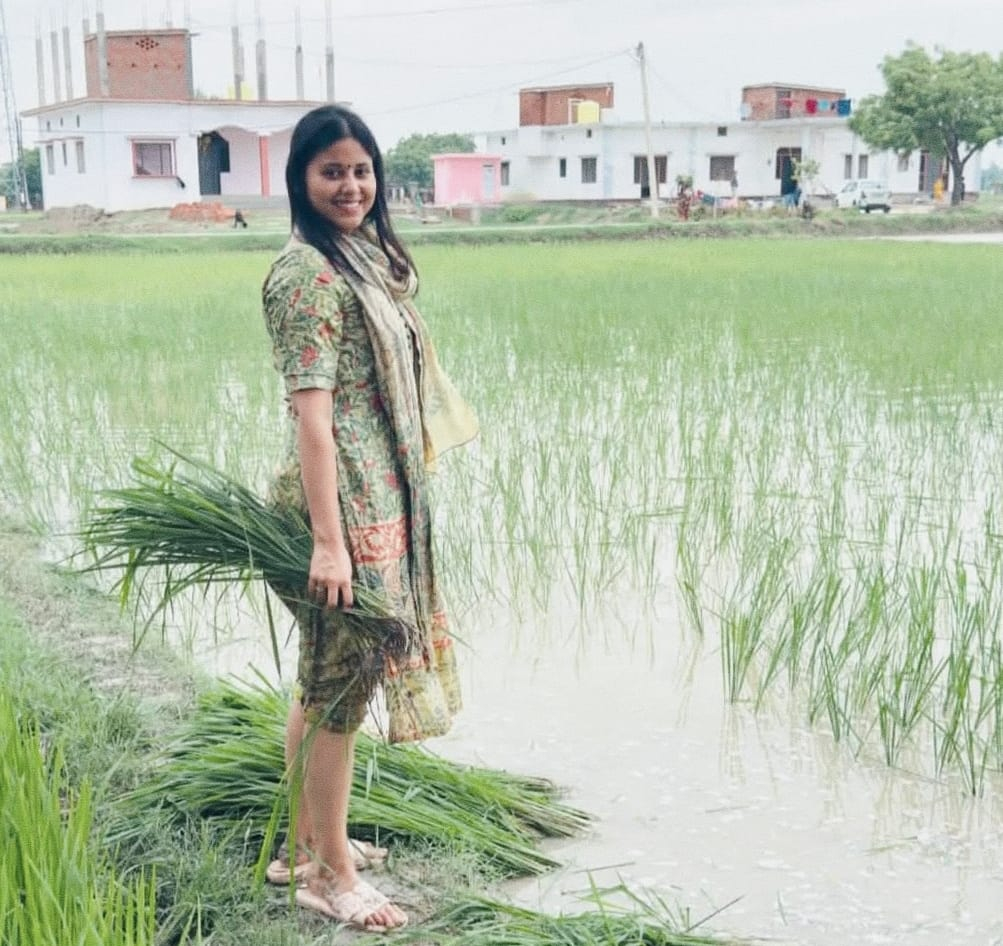 Mp Priya Saroj,धान रोपाई करते सांसद प्रिया सरोज की Reel वायरल