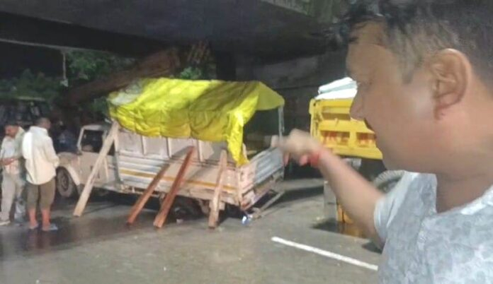 सड़क के मामले में ट्रिपल इंजन की सरकार फेल