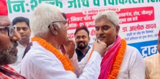 सपा अध्यक्ष अखिलेश यादव के जन्मदिन पर मजदूरों का जीवन बचाने का लिया संकल्प 