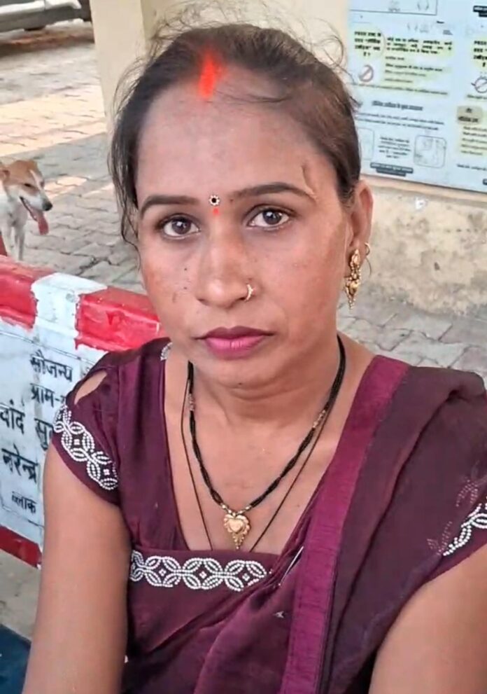 बस में महिला यात्री का बैग खोलकर जेवर उड़ाए, तीन महिला उचक्कियां पुलिस के हवाले