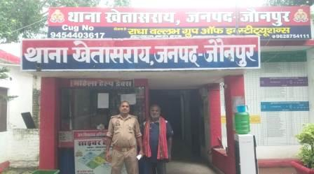 JAUNPUR CRIME,चोरी के समान के साथ धराया चोर 1 दबोचा गया वारंटी