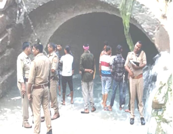 JAUNPUR रात भर नदी-नाले पर भटकती रही पुलिस,नहीं लगा दोनों का सुराग 