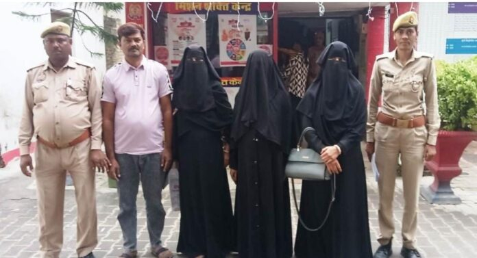 तीन महिला समेत चार को शांति भंग में चालान