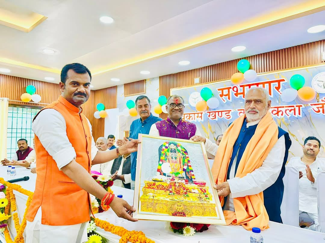 करंजाकला में तीन करोड़ के विकास योजनाओं व कार्यो का किया लोकार्पण 1 करंजाकला में तीन करोड़ के विकास योजनाओं व कार्यो का किया लोकार्पण