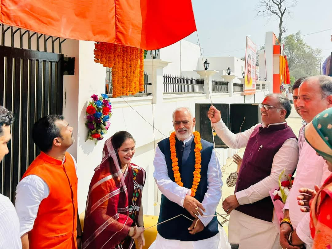 करंजाकला में तीन करोड़ के विकास योजनाओं व कार्यो का किया लोकार्पण 2 करंजाकला में तीन करोड़ के विकास योजनाओं व कार्यो का किया लोकार्पण