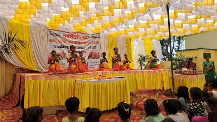 गोरारी विद्यालय की नई पहचान,पुरस्कार पाकर खिले बच्चों के चेहरे