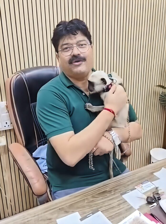 सोशल मीडिया पर पूर्वांचल के बेजुबान जगत के कुशल शिल्पी की चर्चा तेज,डाक्टर आलोक रहे अव्वल