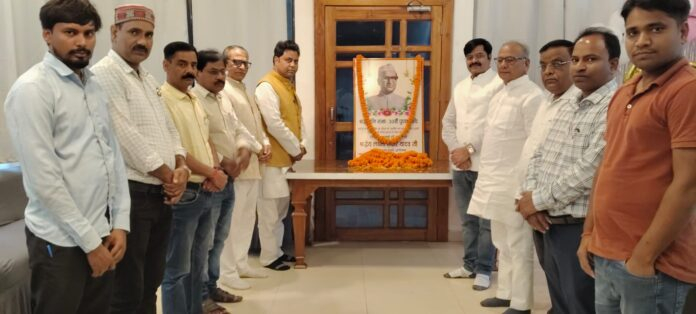 स्व. लक्ष्मी शंकर यादव