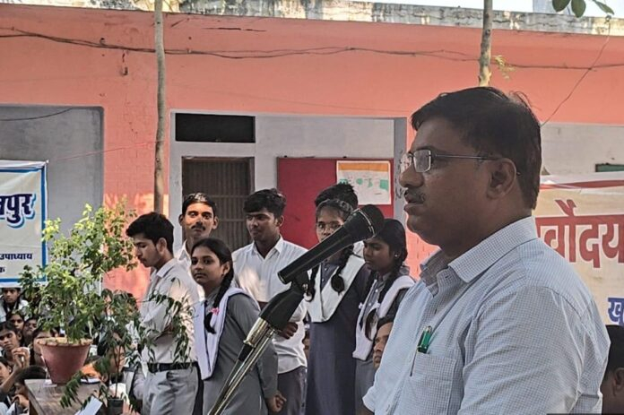 सर्वोदय इण्टर कॉलेज खुदौली में मनाया गया दसवां आयुर्वेद दिवस